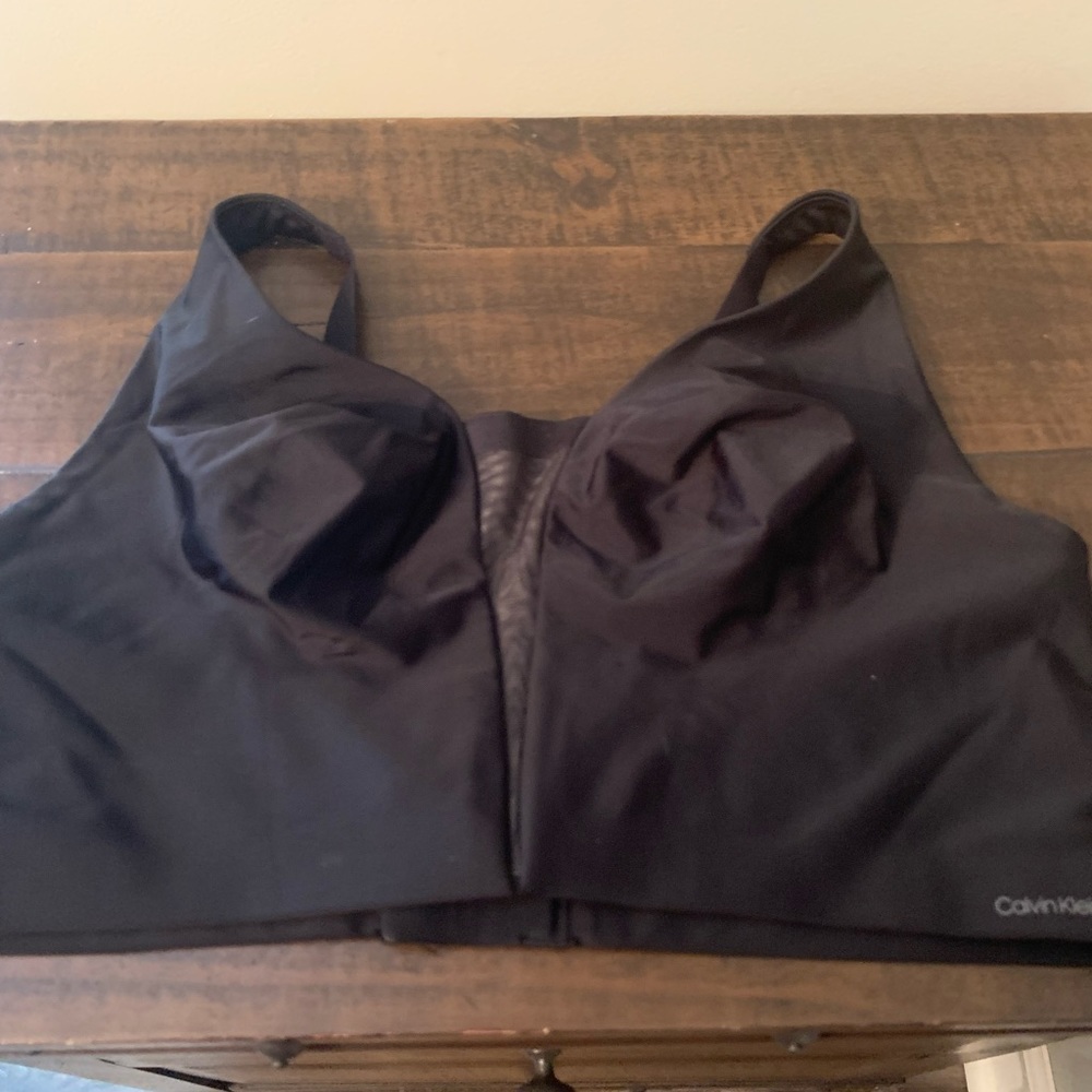 NWOT Calvin Klein size 3X bra.